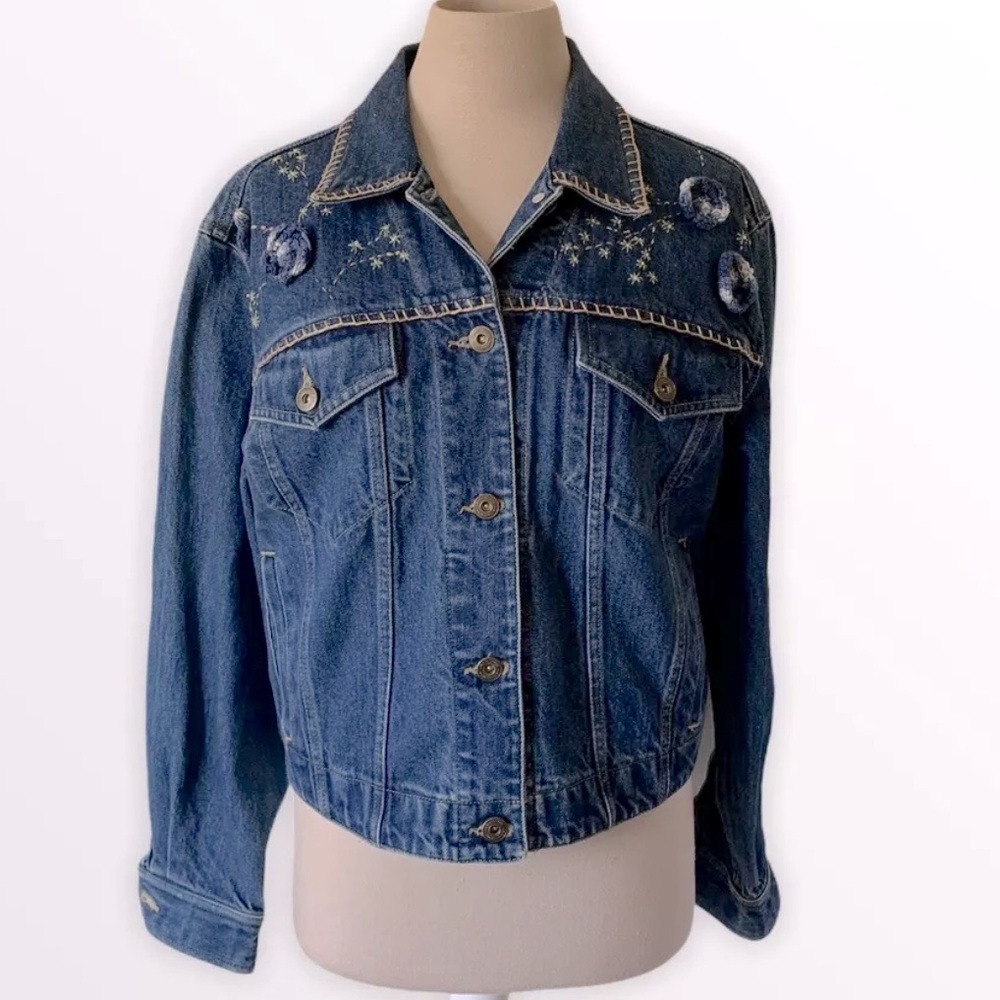 Vintage Liz Claiborne Lizwear Denim Jean Jacket with Crochet Flowers Whipstitch